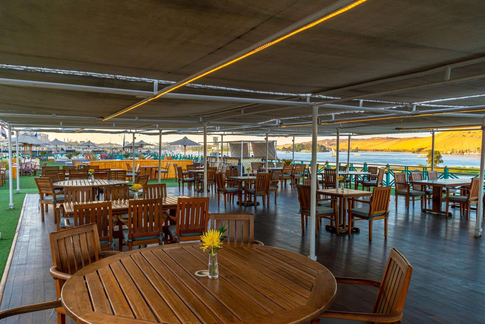 Sonesta Moon Goddess Cruise - From Aswan To Luxor - 03 & 07 Nights Every Friday Hotel Eksteriør billede